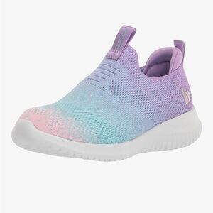 Skechers Girl's Ultra Flex-Color Perfect Sneaker size 2.5